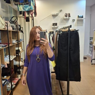 Vestido Midi de Linhas Fluídas